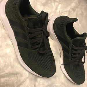 Men’s Adidas Original Swift running shoe